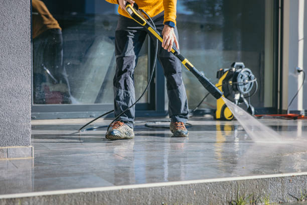 Best Pool Deck Cleaning  in Wardsville, MO